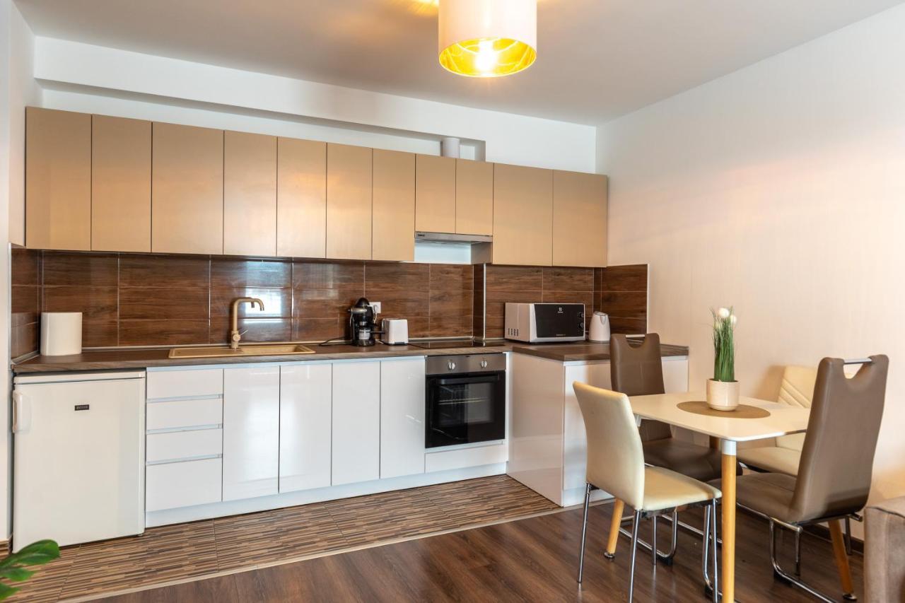 Leo Apartment Budapest Bagian luar foto