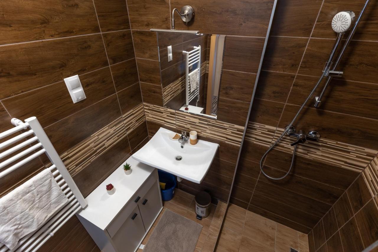 Leo Apartment Budapest Bagian luar foto